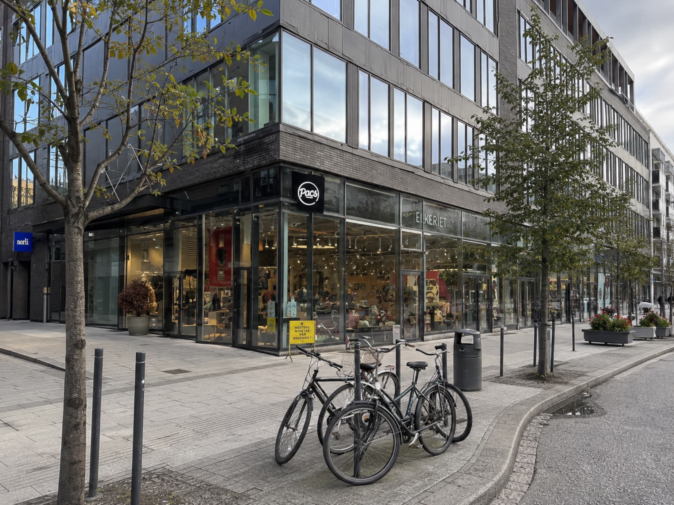Langfasaden på Stiftsverket 12
